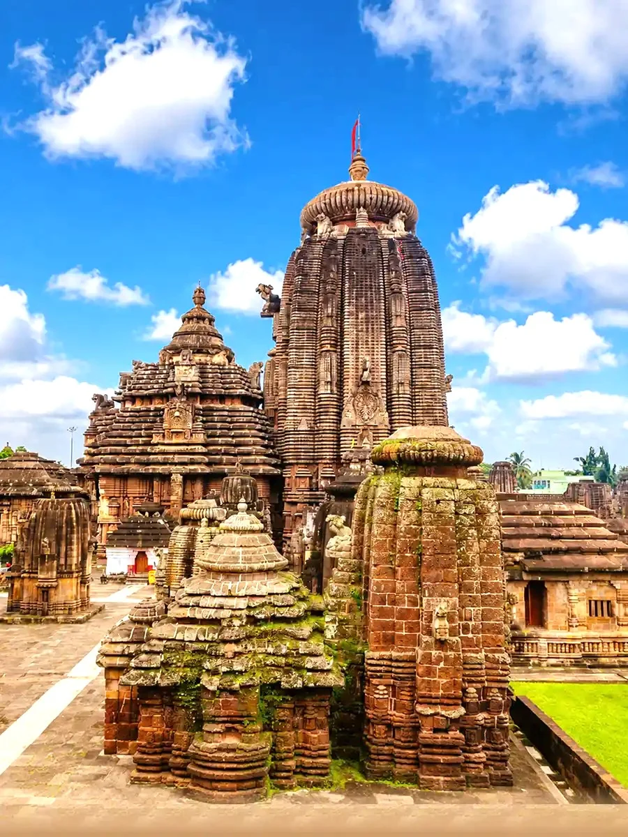 east-od-lingaraj-temple-card.webp