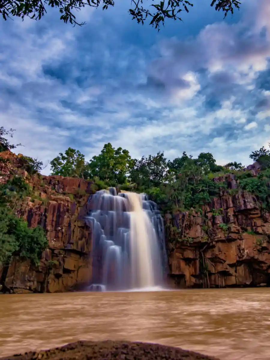 Bada Ghagara Waterfall