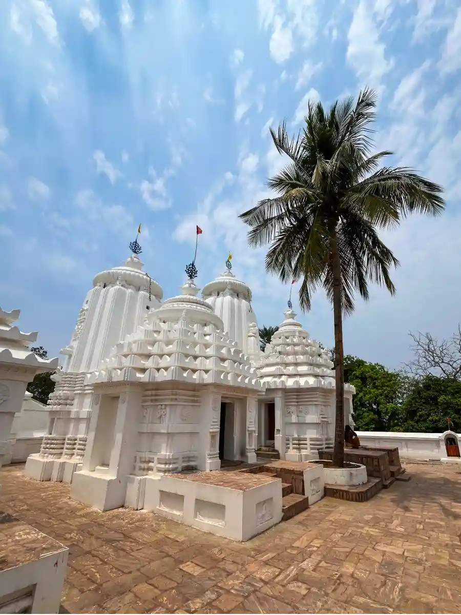 reg-plc-ladukeswarnilaadhab.webp